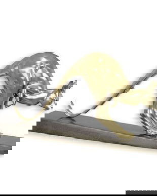 Cangur-statueta din bronz cu un soclu din marmura