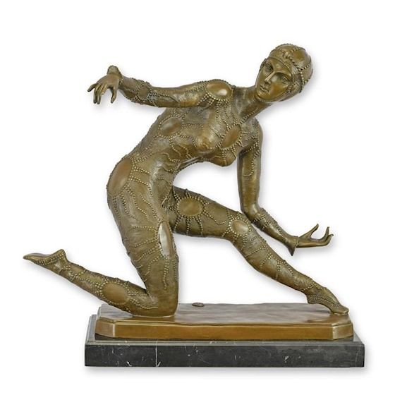 Steaua de mare-statueta din bronz cu un soclu din marmura