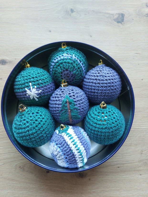 Set glob croşetat