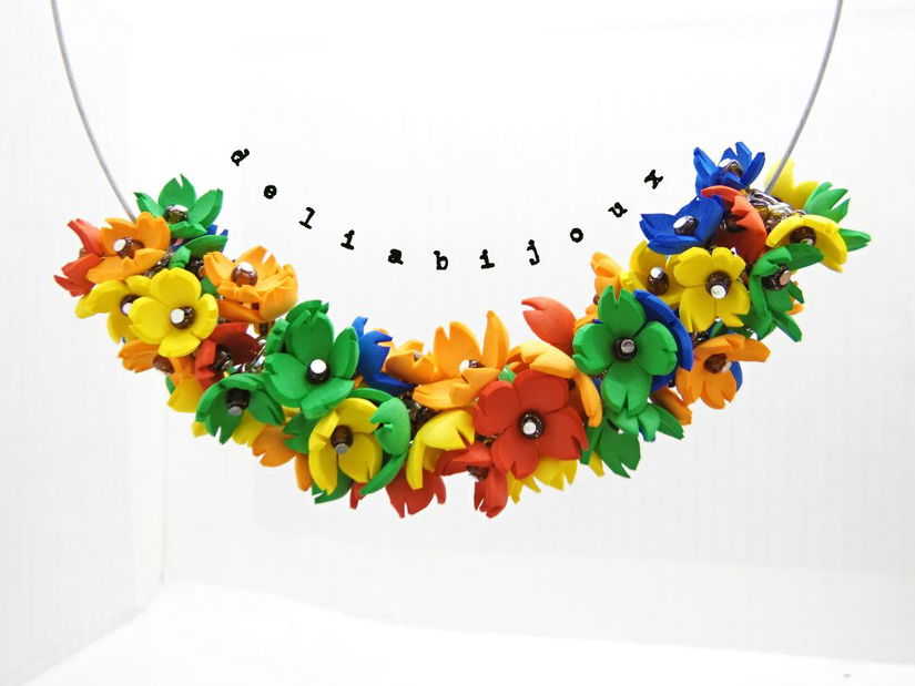 Colier handmade statement cu flori multicolore (cod1344)