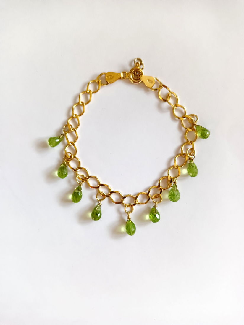 Bratara din argint 925 aurita,cu peridote naturale