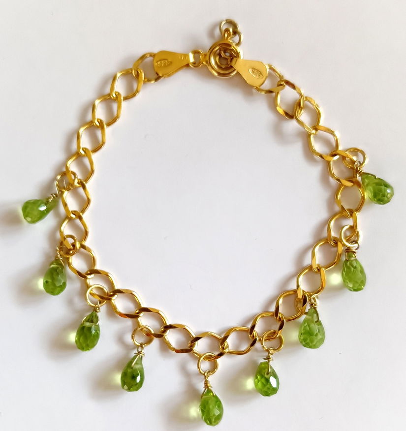 Bratara din argint 925 aurita,cu peridote naturale