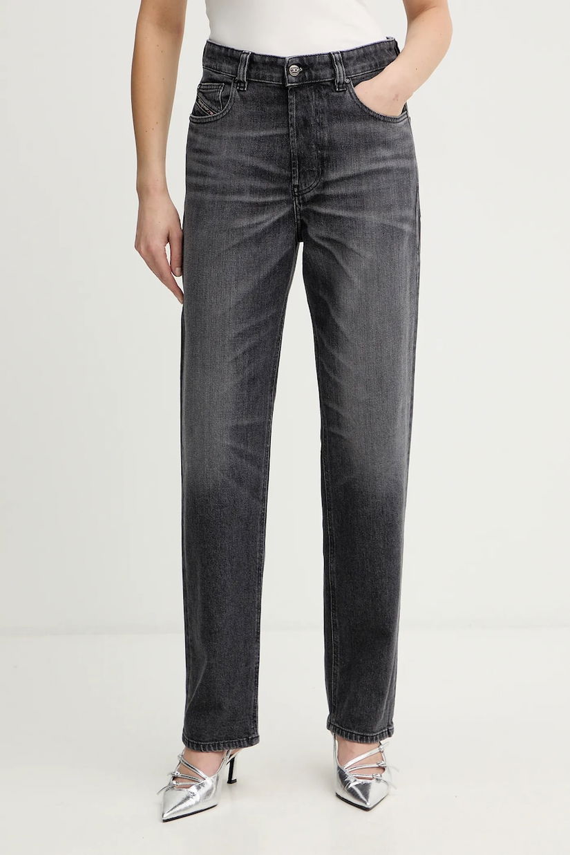 Diesel jeans 1988 D-ARKL L.32 high waist, A07018.09N49