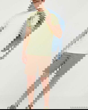 United Colors of Benetton pantaloni scurti barbati, culoarea maro