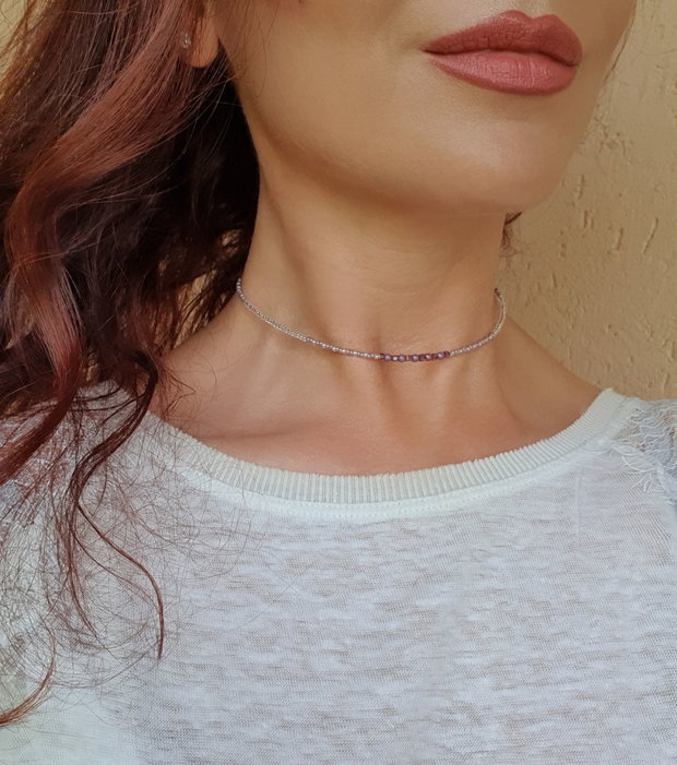 Choker delicat mov pal