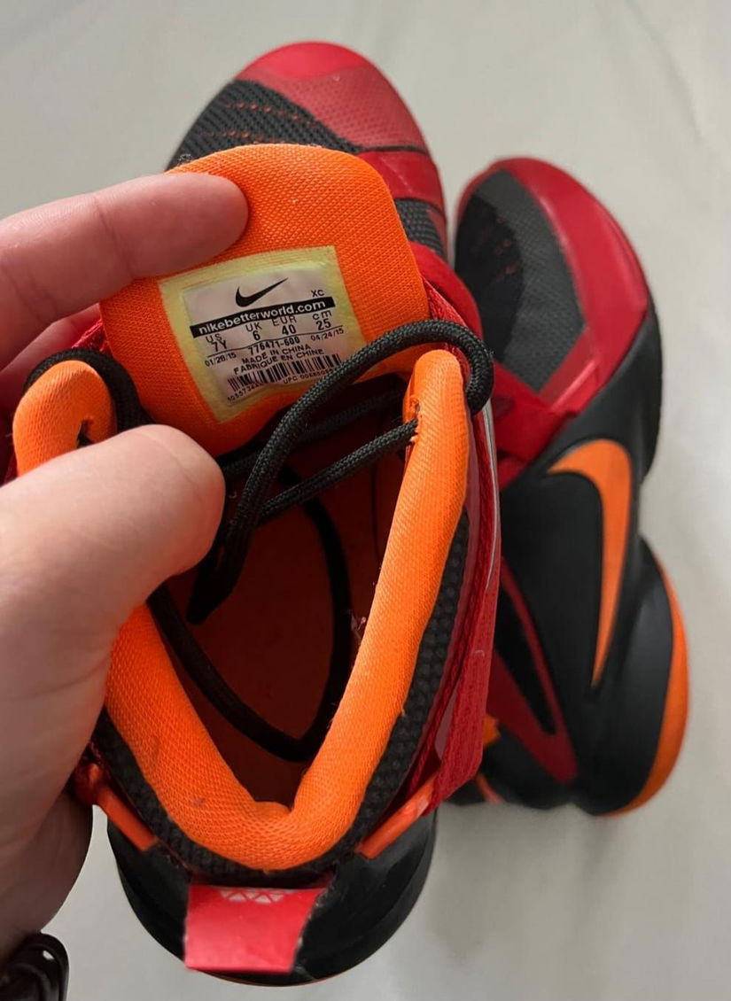 Nike LeBron Soldier 9