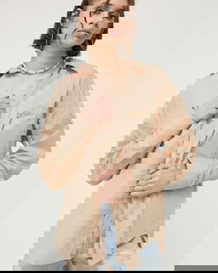 Abercrombie & Fitch camasa femei, culoarea maro, cu guler clasic, relaxed