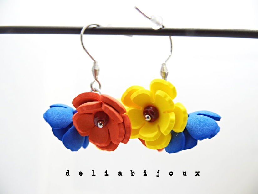 Cercei handmade - flori - Tricolorul Romaniei (cod1347)