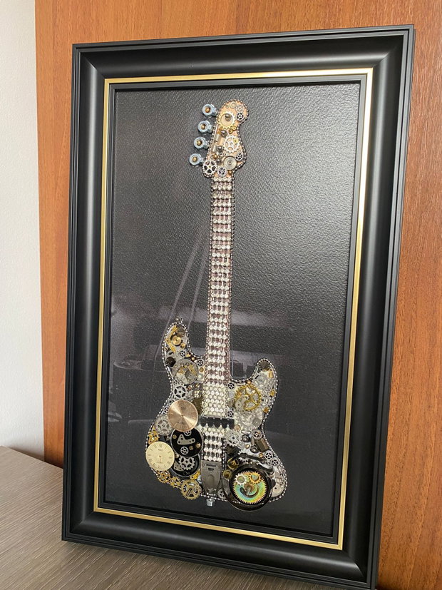 Chitara Bass cod M 709 ・Steampunk Art・Industrial Decor Vintage・Bijuterii steampunk・Cadouri Barbati