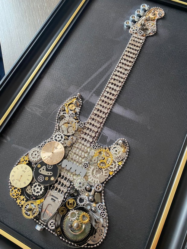 Chitara Bass cod M 709 ・Steampunk Art・Industrial Decor Vintage・Bijuterii steampunk・Cadouri Barbati