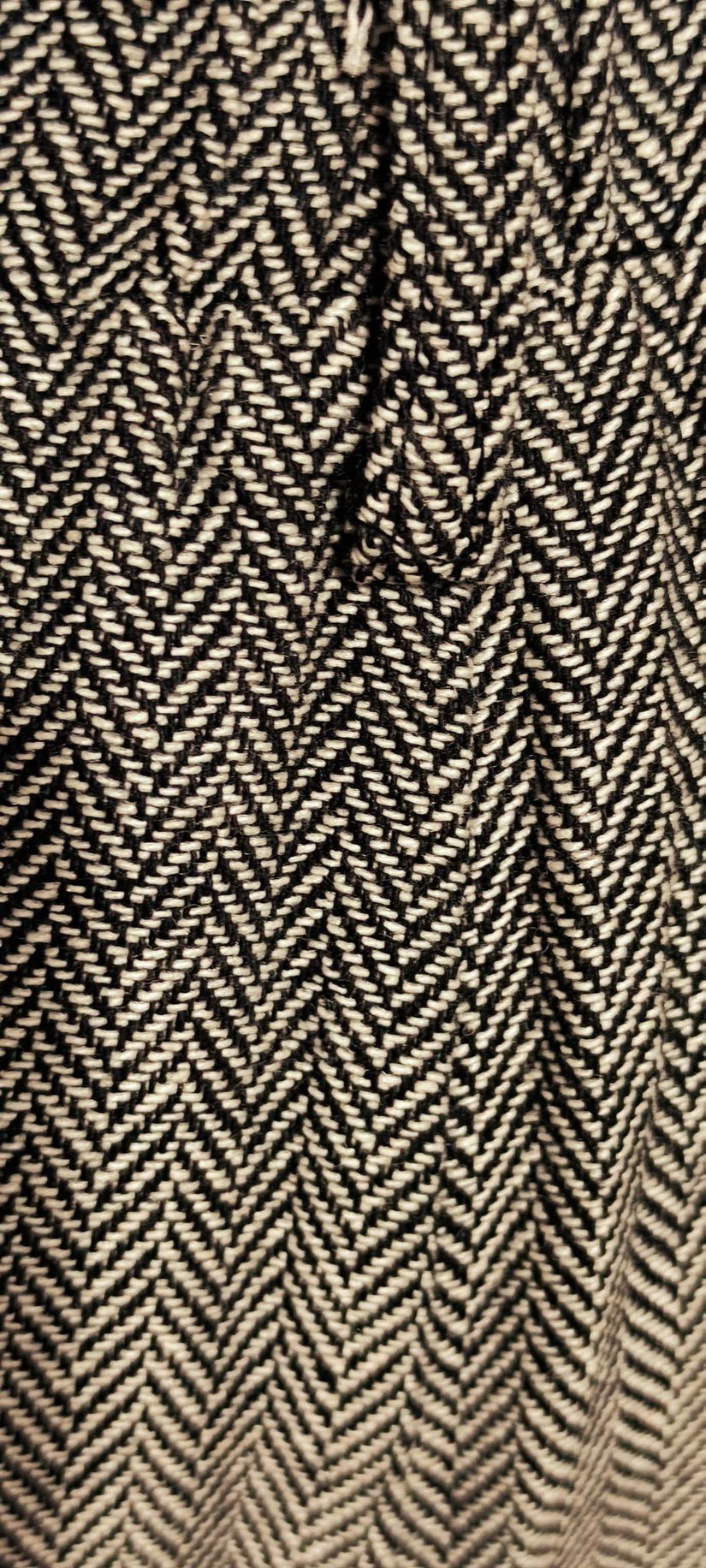 Pantalon larg evazat din stofa