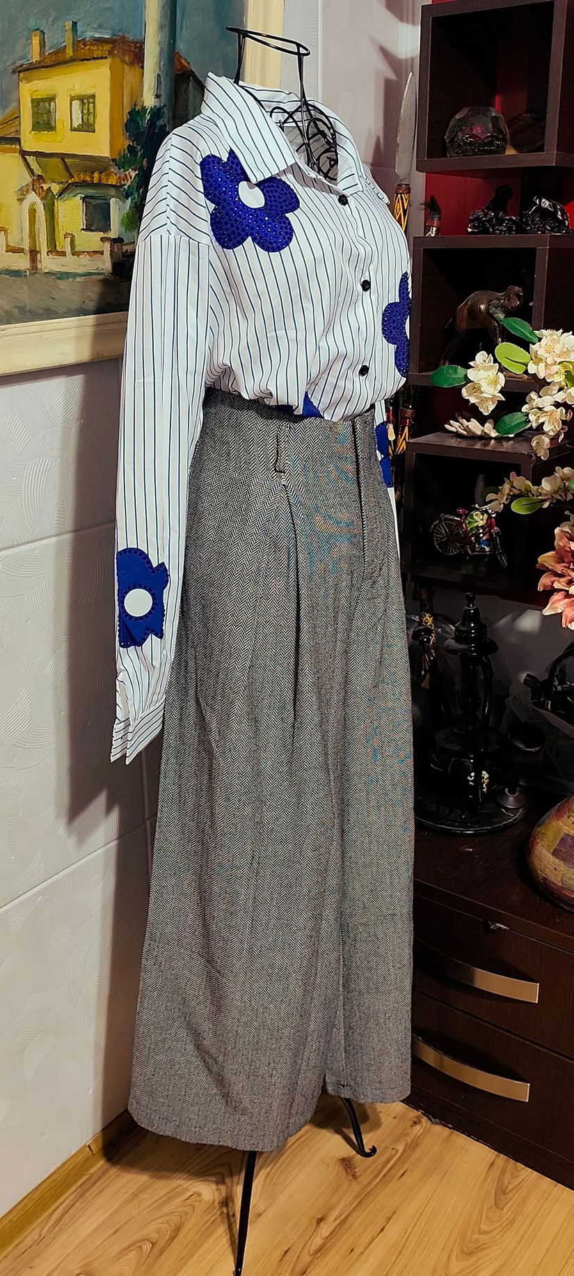 Pantalon larg evazat din stofa