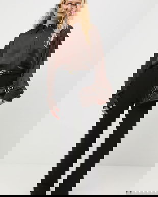 Medicine camasa culoarea maro, cu guler clasic, relaxed