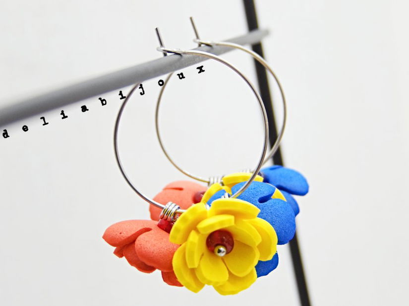Cercei handmade - flori - Tricolorul Romaniei (cod1348)