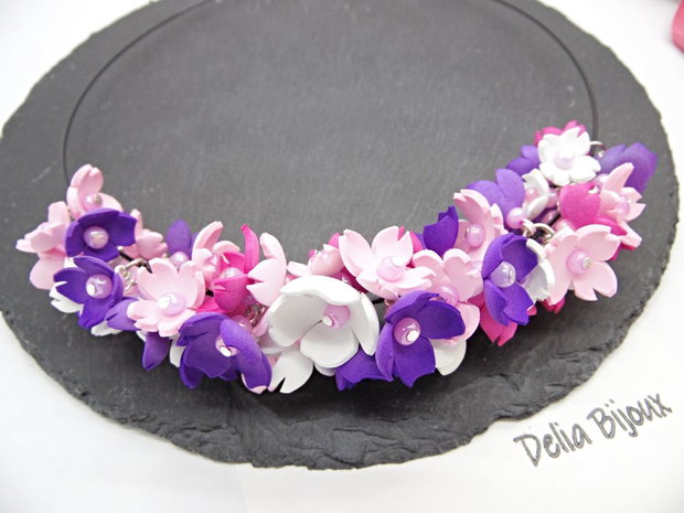 Colier handmade statement cu flori multicolore (cod1349)