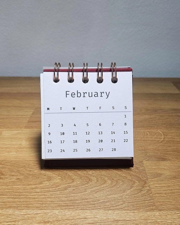 Calendar birou personalizat cu poza