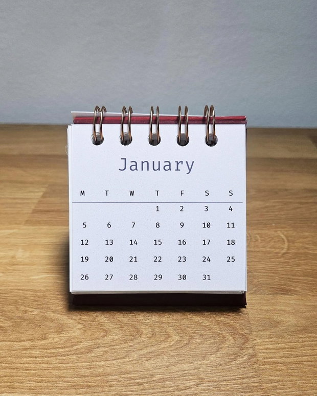 Calendar birou personalizat cu poza