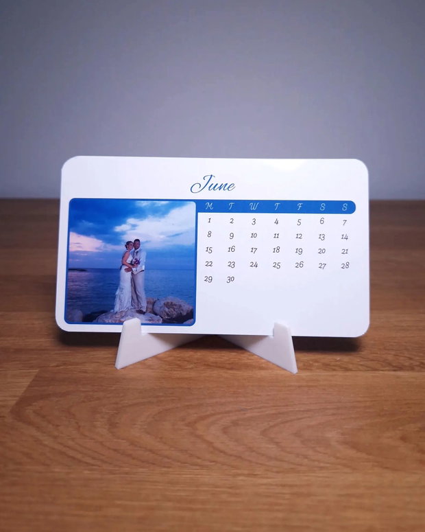 Calendar de birou personalizat fiecare luna cu poza ta