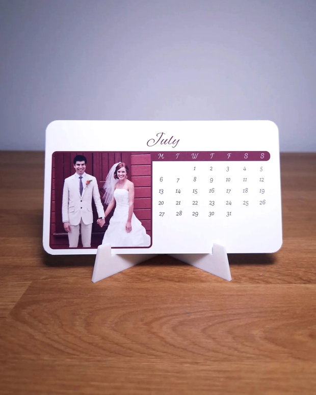 Calendar de birou personalizat fiecare luna cu poza ta