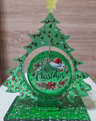Decor pentru Craciun in forma de brad