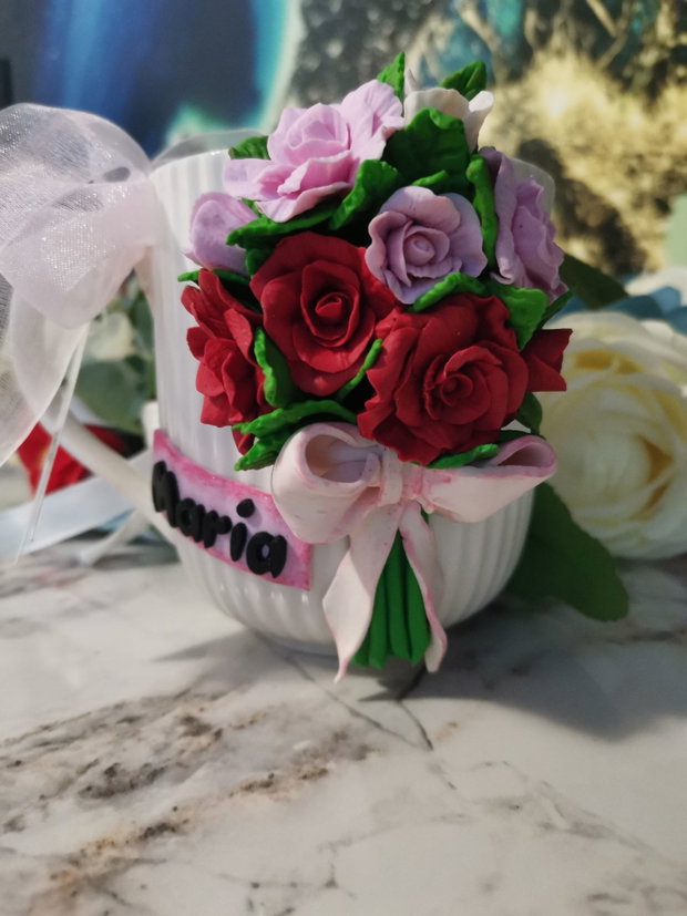 Cana cu flori personalizata trandafiri rosii si roz