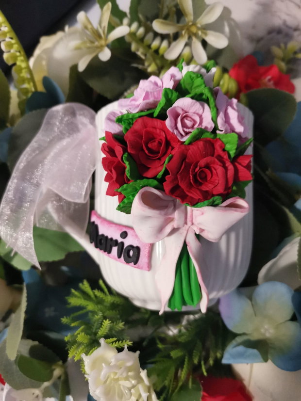 Cana cu flori personalizata trandafiri rosii si roz