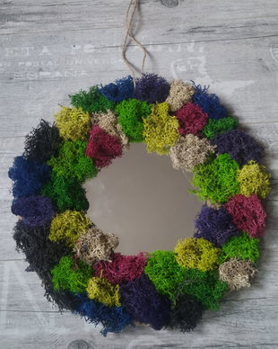 Oglindă decorativă cu licheni naturali  model multicolor, realizat manual
