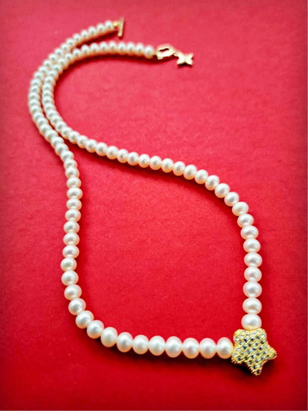 Colier perle de cultura albe & stea aurie