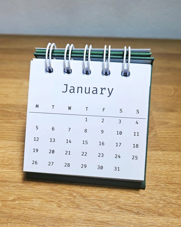 Calendar birou personalizat cu poza