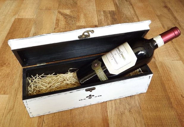 Cutie de vin handmade
