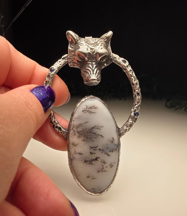 Pandantiv cu opal dendritic ''Wolf Totem''