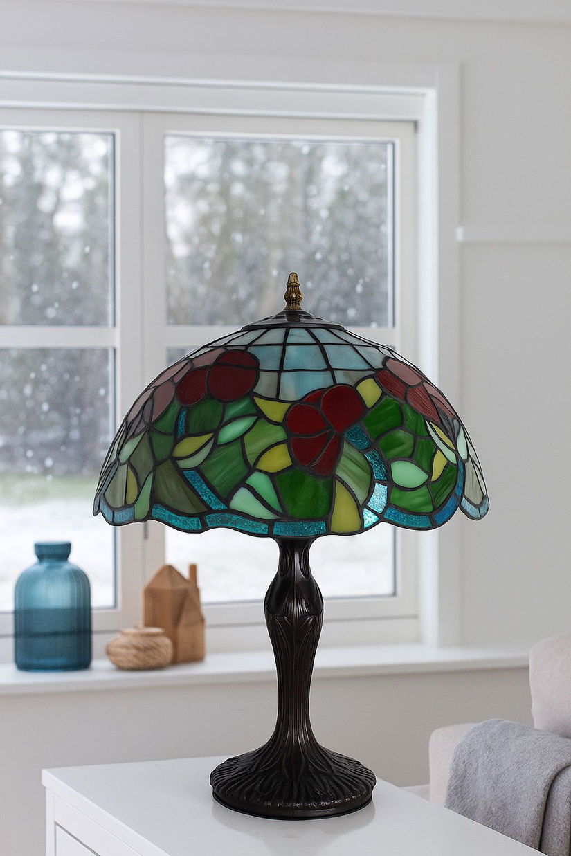 Lampa de masa Tiffany cu abajur floral