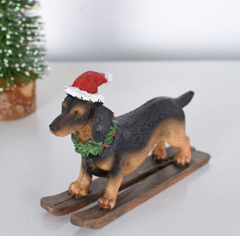 Caine-figurina decorativa de Craciun