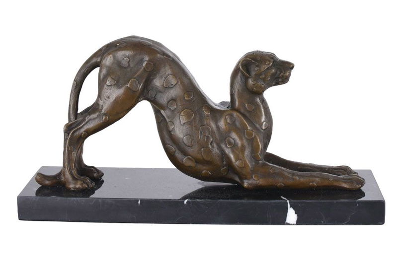 Pantera-statueta Art Deco din bronz cu un soclu din marmura