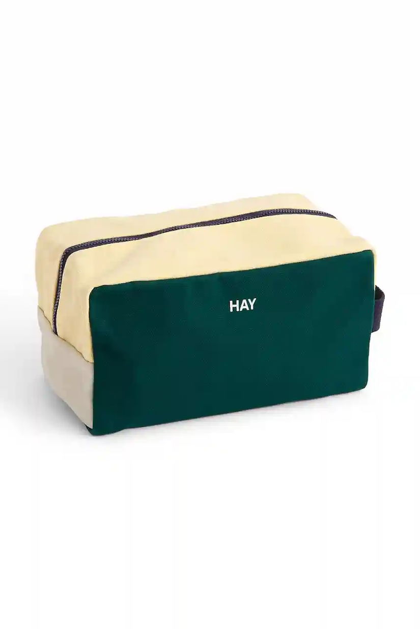 HAY portfard Multi Wash Bag M/26 x 14 x 14 cm culoarea verde