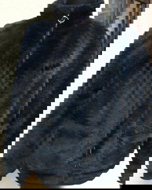 Adolescenta/Geaca blana sintetica