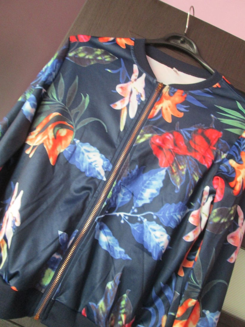 bluza cu flori dame M