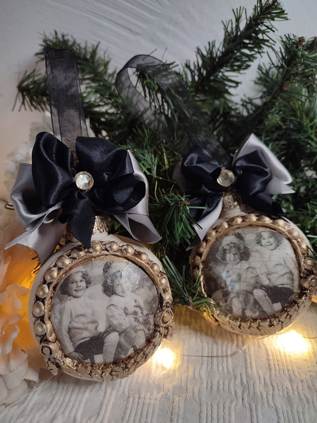 Set de 2 globuri vintage amintiri în alb și negru