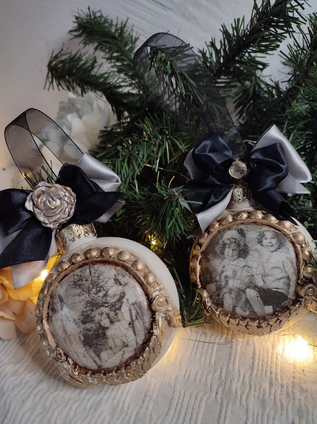 Set de 2 globuri vintage amintiri în alb și negru