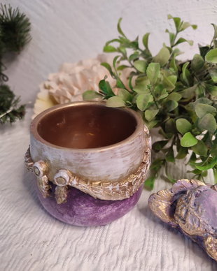 Vas ceramic decorativ  Taina violetului antic