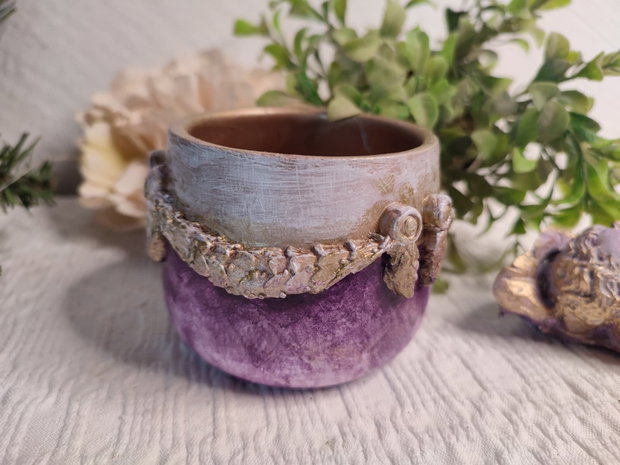 Vas ceramic decorativ Taina violetului antic