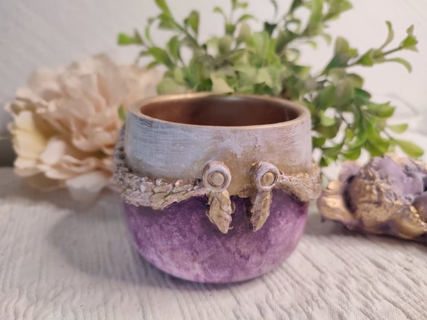 Vas ceramic decorativ Taina violetului antic