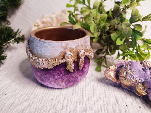 Vas ceramic decorativ Taina violetului antic