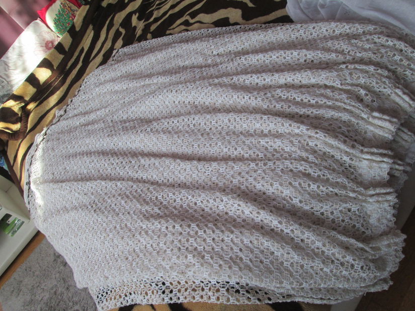 perdea rustica scurta