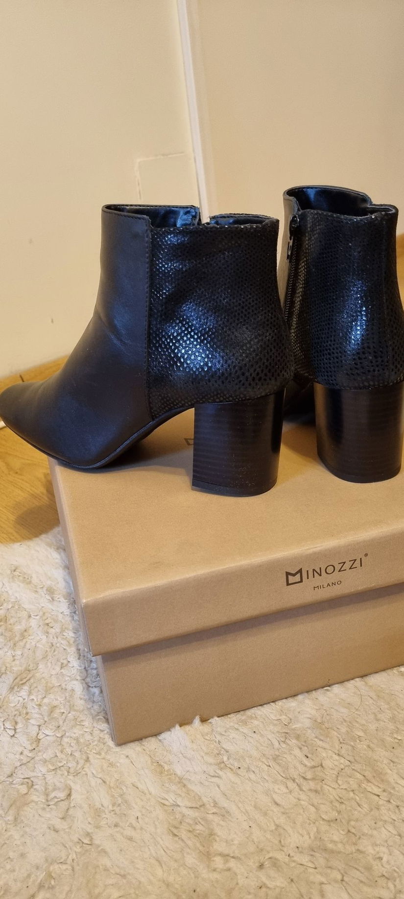 Vand ghete negre Minozzi