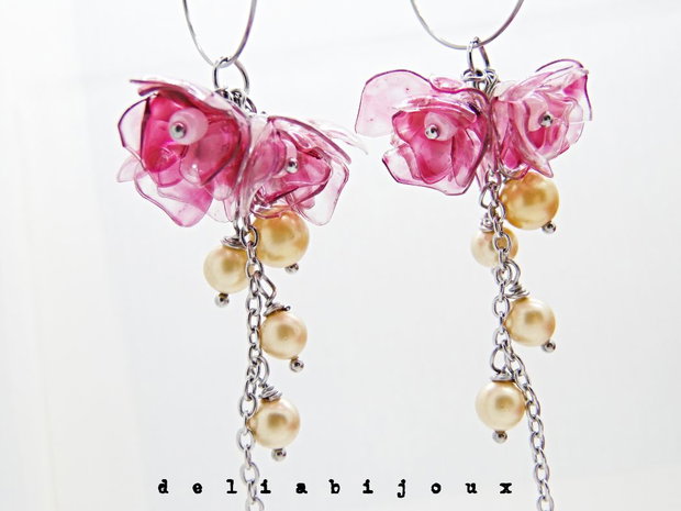 Cercei statement handmade unicat - PET-uri (plastic) reciclate - flori (cod1353)