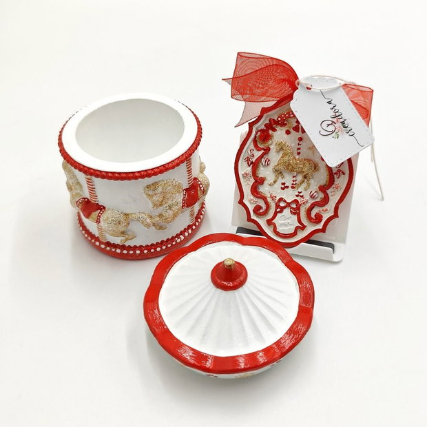 Set decorativ de Craciun pictat manual, carusel rosu alb auriu, 4557