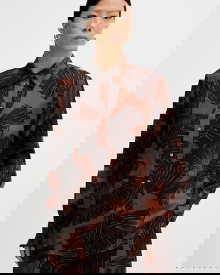 Karl Lagerfeld cămașă culoarea maro, cu guler clasic, regular, B1W11009