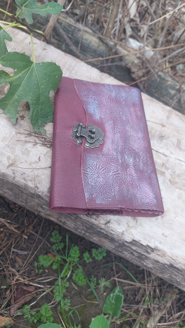 Agenda cu coperta din piele naturala