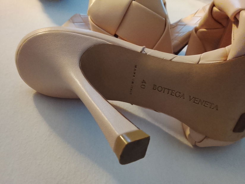 Bottega veneta